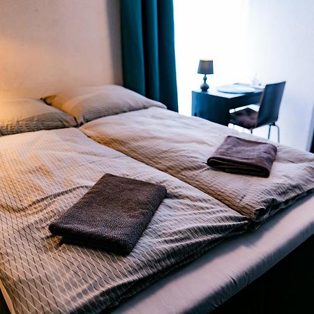 Motel1- A Megfizetheto Luxus! Dunaújváros Exteriér fotografie