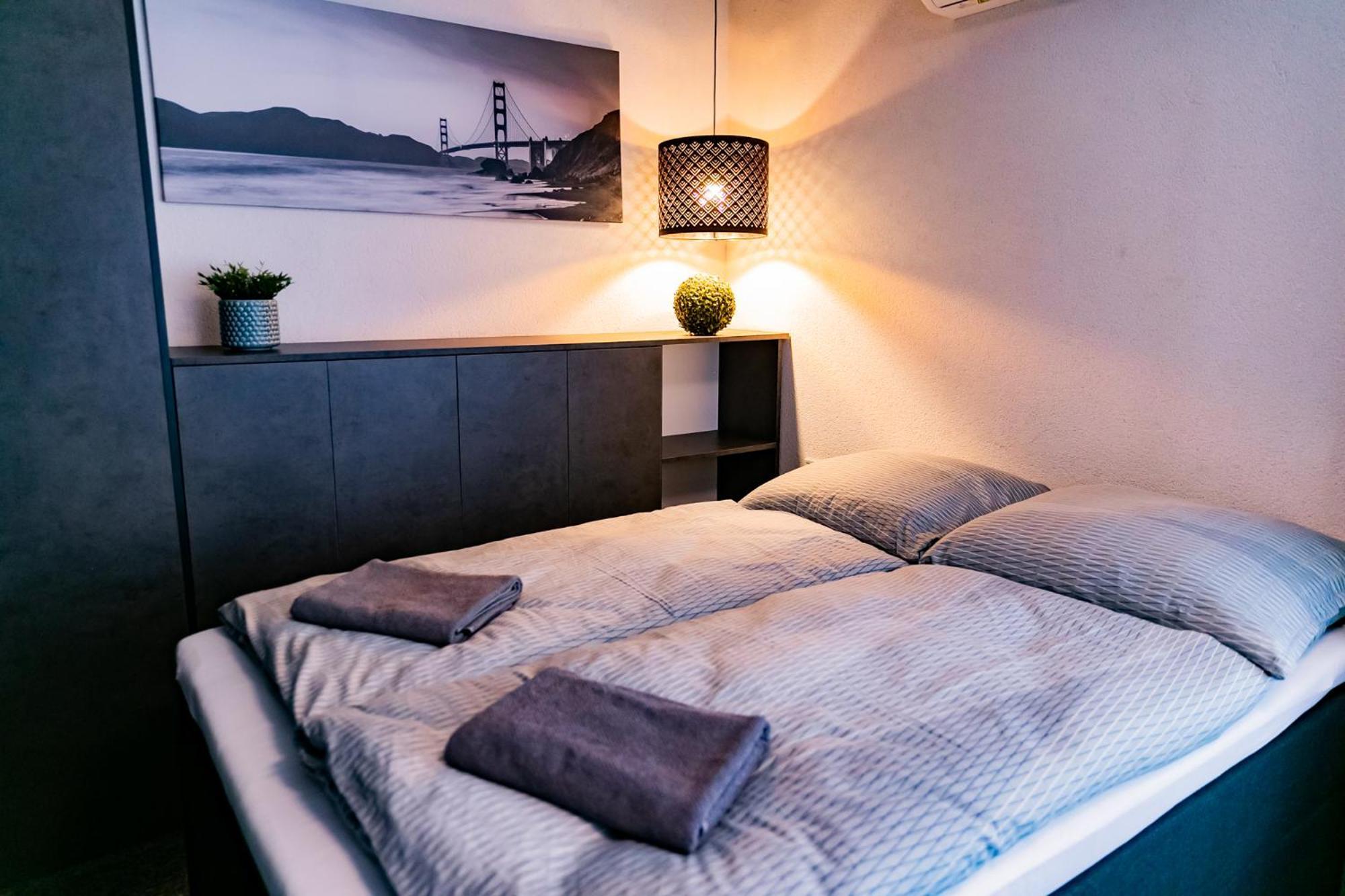 Motel1- A Megfizetheto Luxus! Dunaújváros Exteriér fotografie