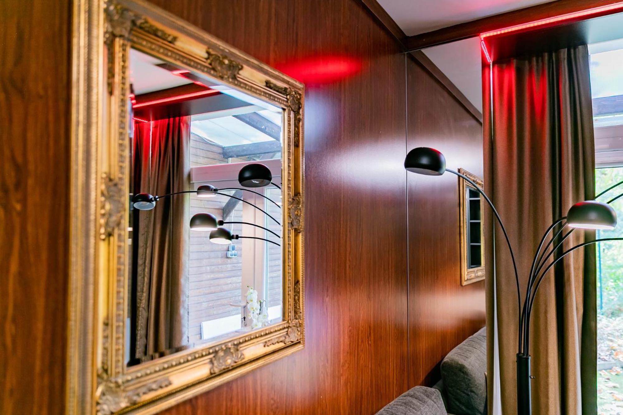 Motel1- A Megfizetheto Luxus! Dunaújváros Exteriér fotografie