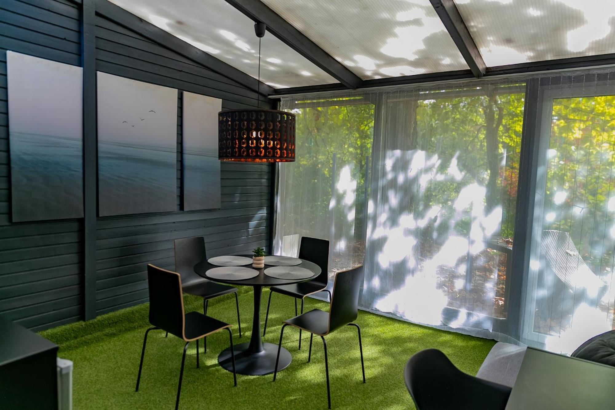 Motel1- A Megfizetheto Luxus! Dunaújváros Exteriér fotografie