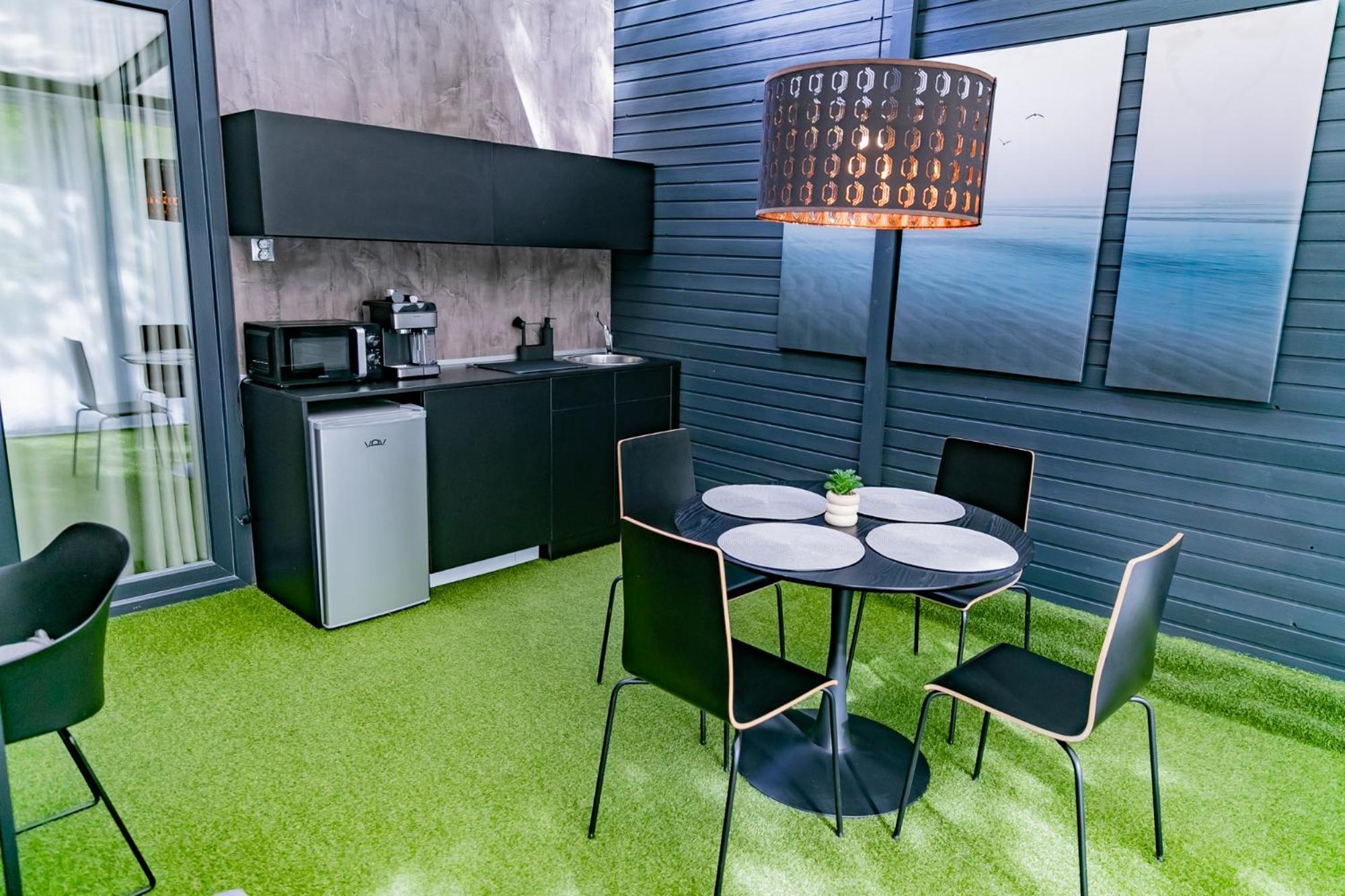 Motel1- A Megfizetheto Luxus! Dunaújváros Exteriér fotografie